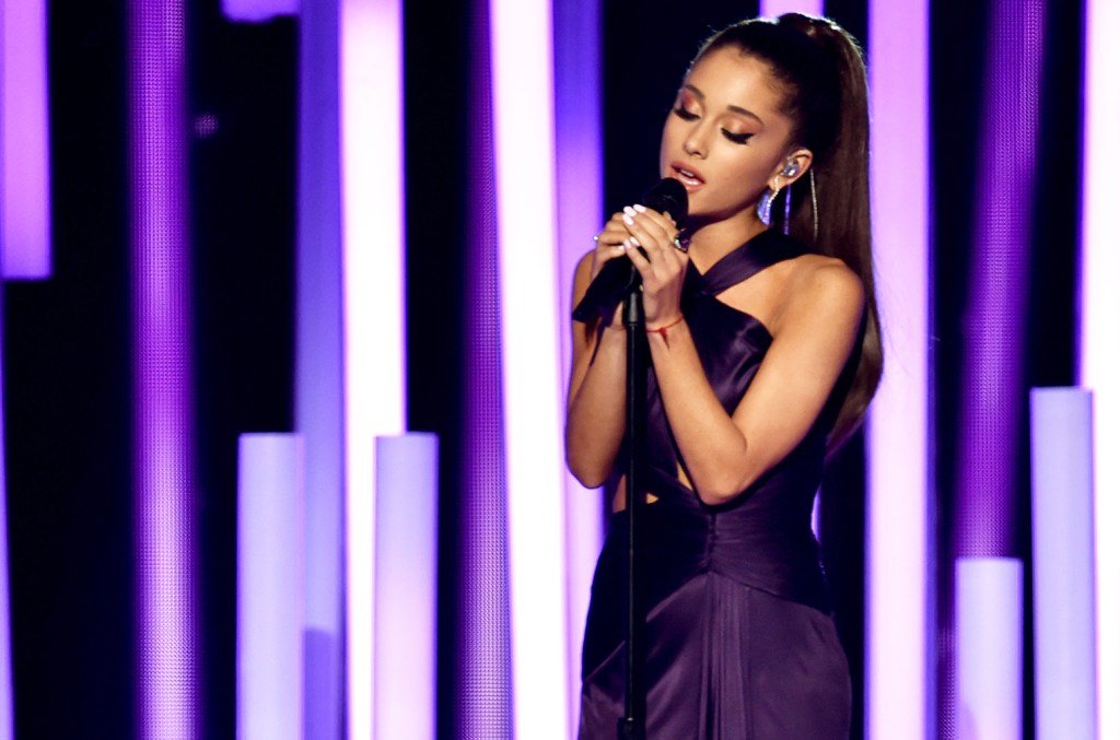 ‘Christmas & Chill’ de Ariana Grande: podcast das maiores estrelas pop